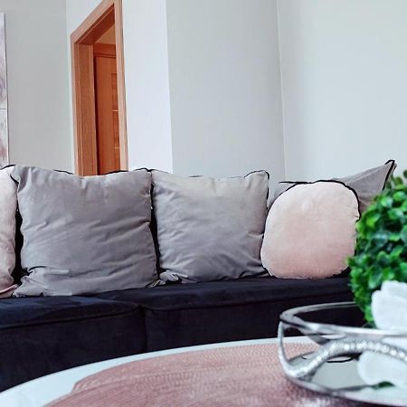 Cosmopolitan Apartament Z Bezplatnym, Prywatnym Parkingiem W Hali Garazowej Stary Toruń Εξωτερικό φωτογραφία