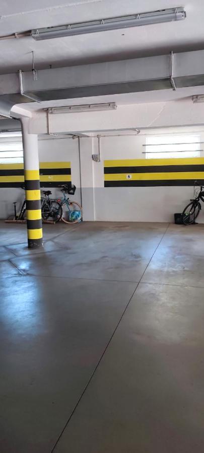 Cosmopolitan Apartament Z Bezplatnym, Prywatnym Parkingiem W Hali Garazowej Stary Toruń Εξωτερικό φωτογραφία